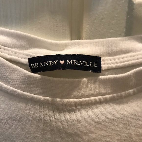 Brandy Melville Cropped T-Shirt - Picture 2 of 2
